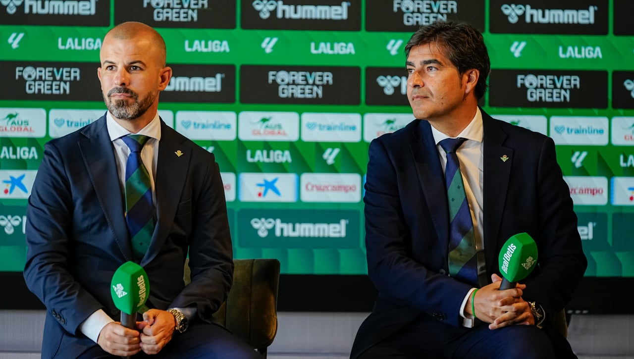 El Betis cambia de plan para el mercado de enero: sus dos nuevos objetivos