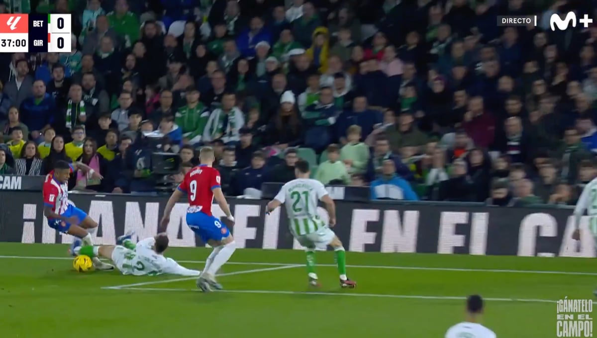 La polémica con De Burgos Bengoetxea: "No entendíamos que pitara el penalti y nada en lo de Bellerín"