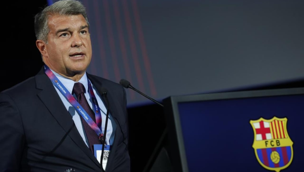 Se conoce el dinero que debe el Almería al FC Barcelona