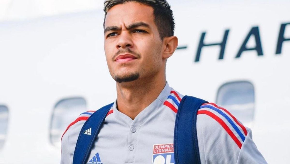 Monchi tira de agenda y apunta a un viejo deseo que se ha puesto a tiro