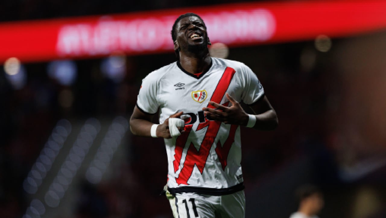 Nteka busca una salida y el Rayo le abre la puerta a un adiós definitivo en enero