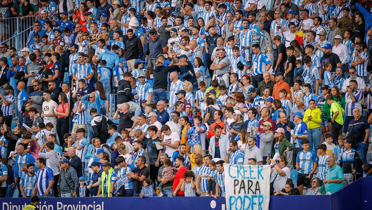 El Málaga y su afición, una unión que puede valer una salvación