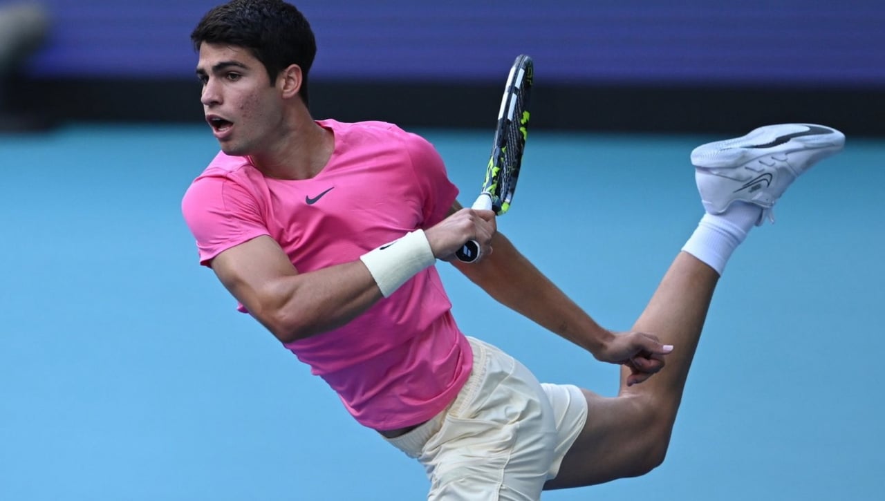 Carlos Alcaraz continúa intratable y avanza en Miami