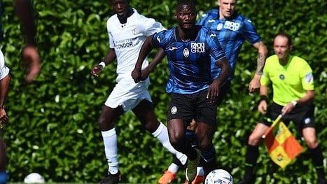 El Alavés mueve ficha por un nuevo delantero