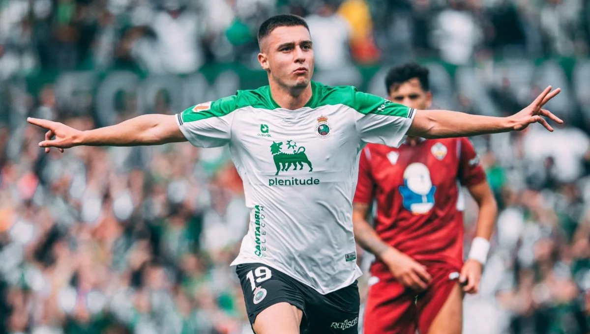 Karrikaburu, con el Racing de Santander presente 