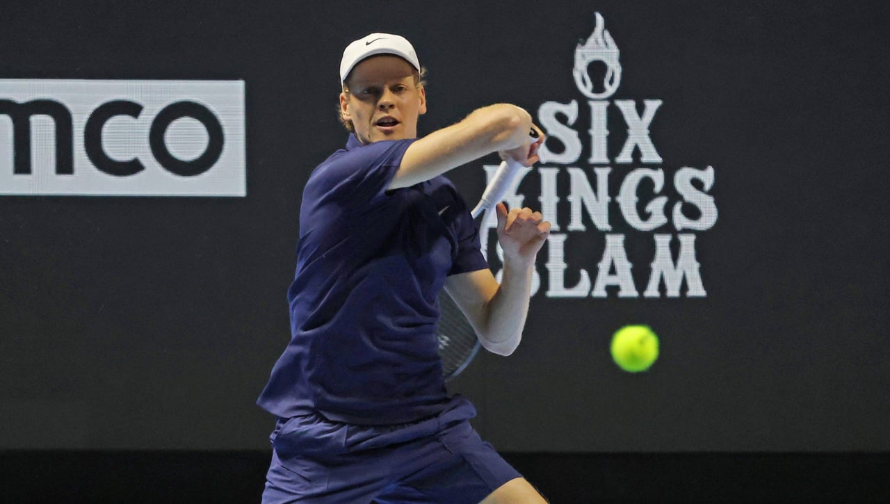 Sinner derrota a Alcaraz y es el rey de reyes en el Six Kings Slam 