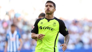 Premio para Cucho Hernández por elegir al Betis