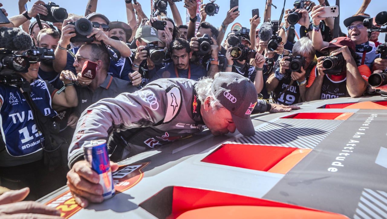 Rally Dakar 2025 | ¿Qué piloto ha ganado más veces el rally en coches y motos?