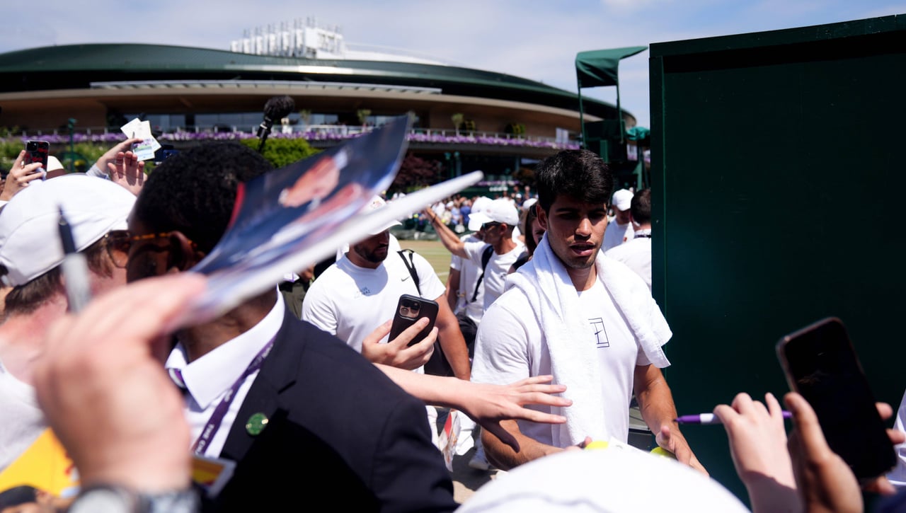 Jannik Sinner y Carlos Alcaraz toman caminos diferentes antes de la final