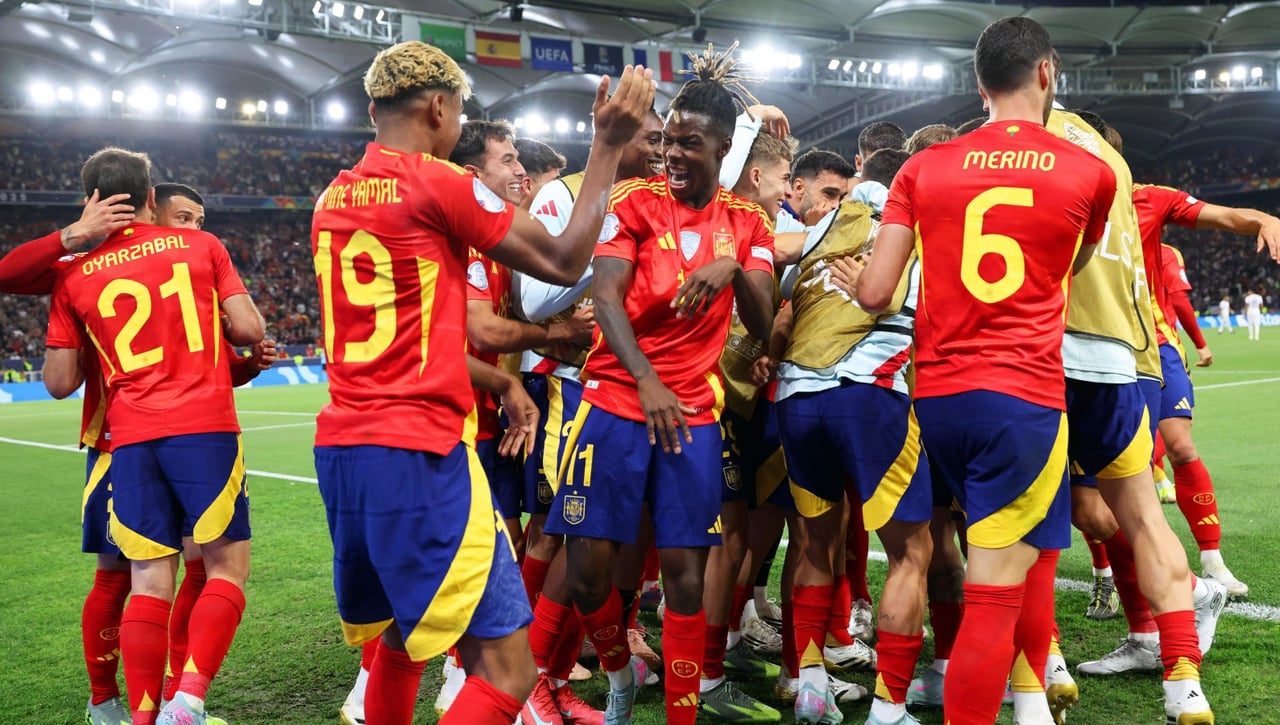 España 5-4 Francia: Festival de goles para alcanzar una nueva final