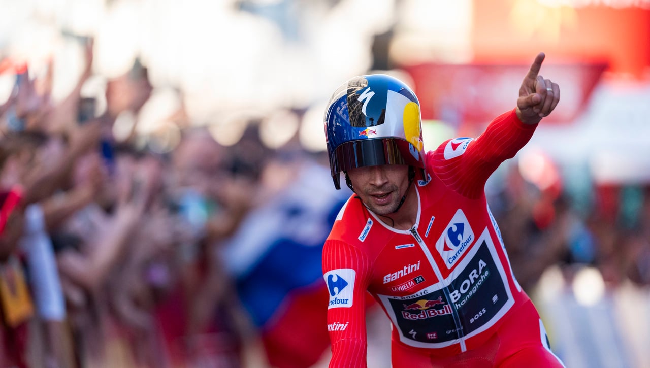 Roglic conquista el maillot rojo y Enric Mas triunfa en casa