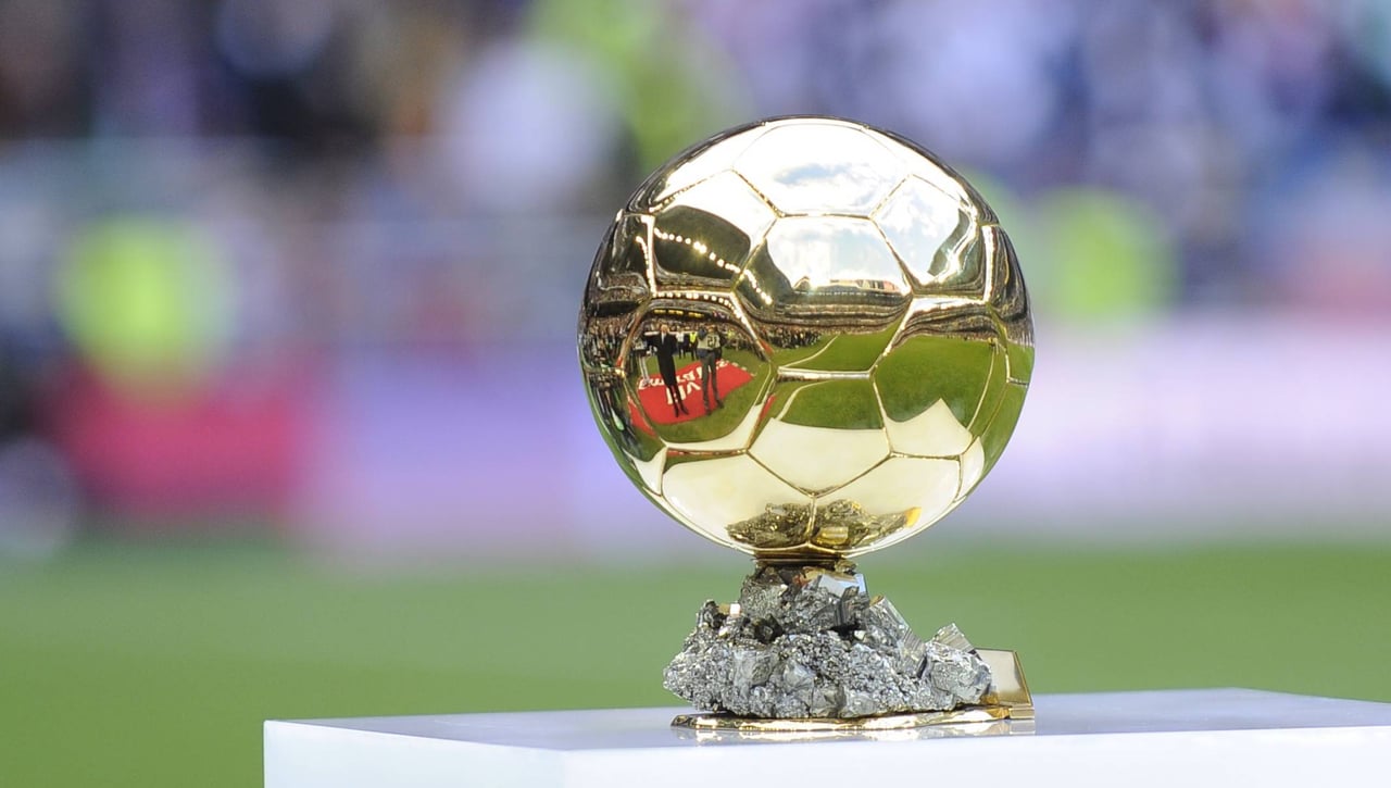 ¿Cuánto vale el Balón de Oro? ¿De qué material está elaborado y cuánto pesa?