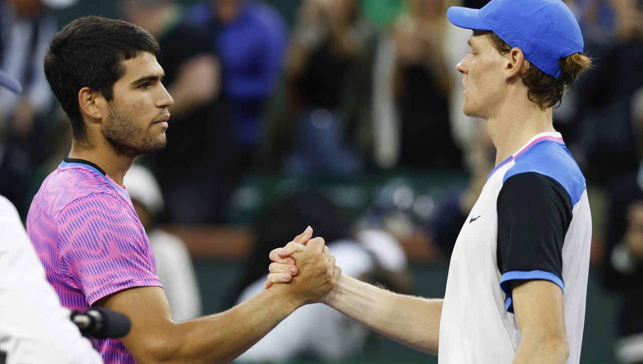 Sinner da el golpe definitivo a Carlos Alcaraz