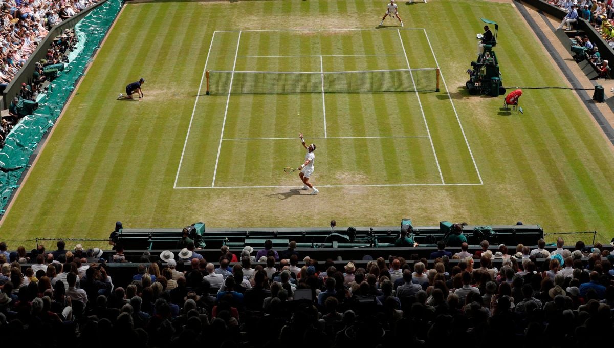 ¿Qué capacidad tiene la pista central de Wimbledon?