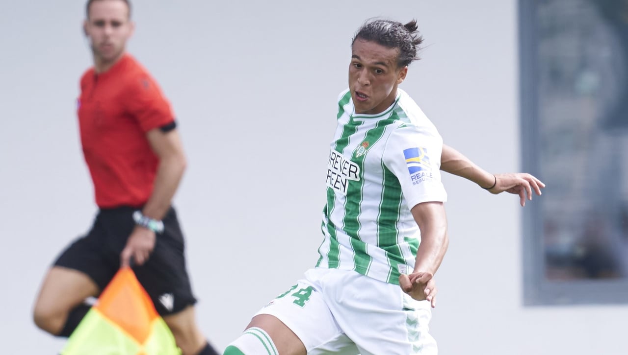 Yanis Senhadji, del Betis, tiene una nueva oferta importante