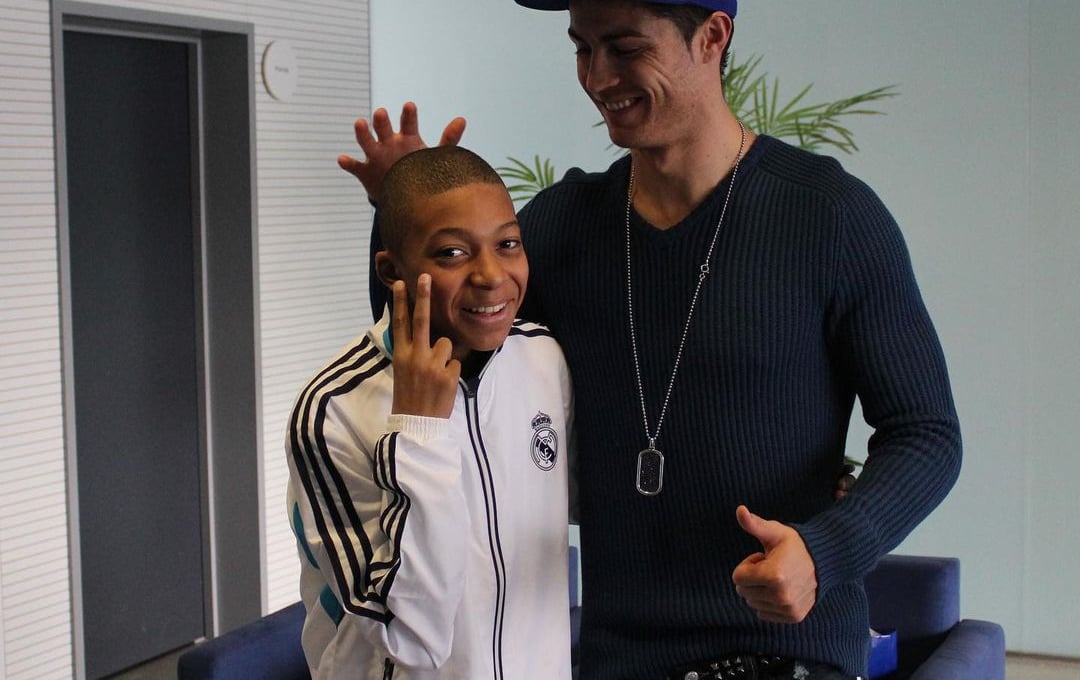 El recibimiento de Cristiano Ronaldo a Mbappé 