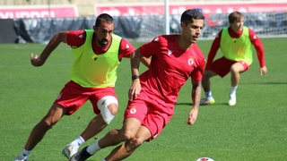 Esperpento en LaLiga Hypermotion