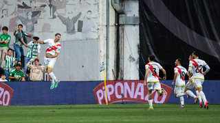 Al Rayo Vallecano le sale muy cara la victoria ante el Betis