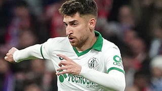 Yellu Santiago llegará libre