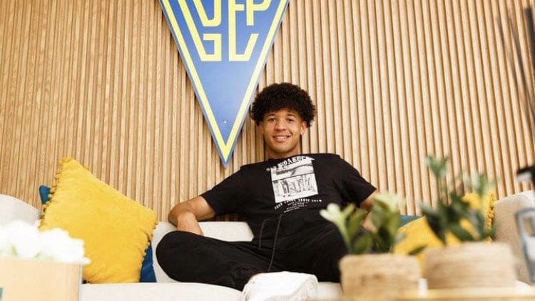 El Betis pregunta por el portugués Tiago Santos