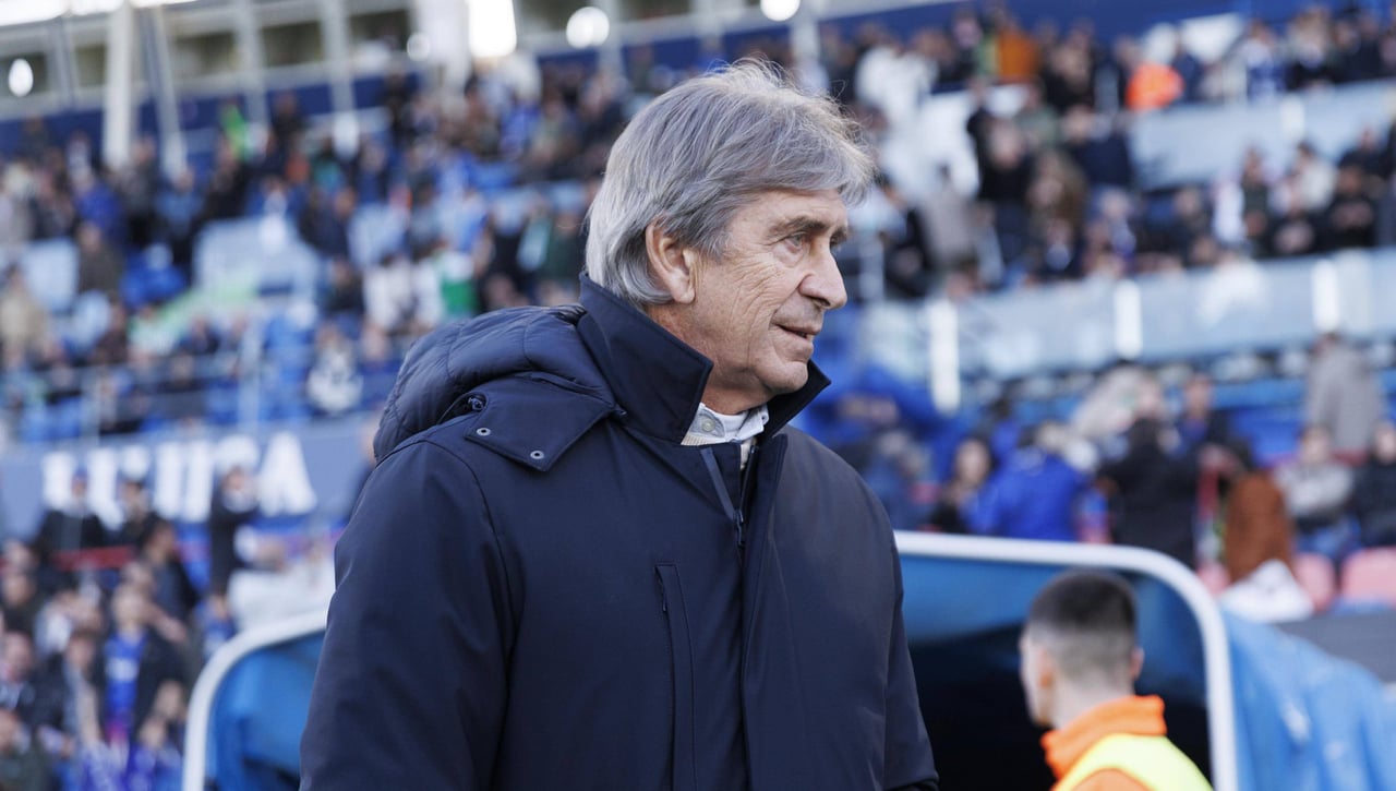 Pellegrini responde a David Soria y se lamenta por Antony