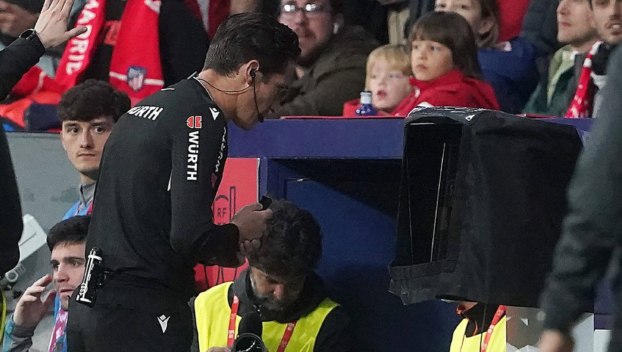 El CTA reconoce errores graves en los goles de Ferran Torres y Giuliano Simeone