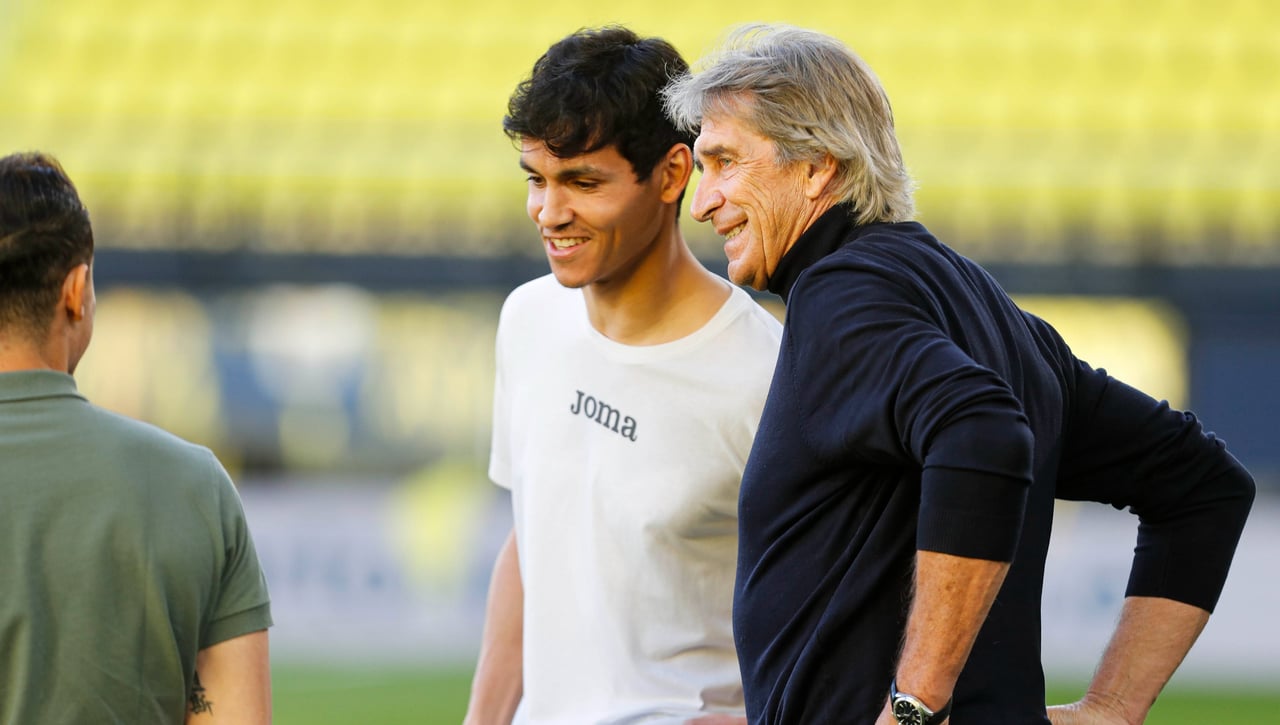 Pellegrini ve la botella medio llena y lanza una indirecta al VAR