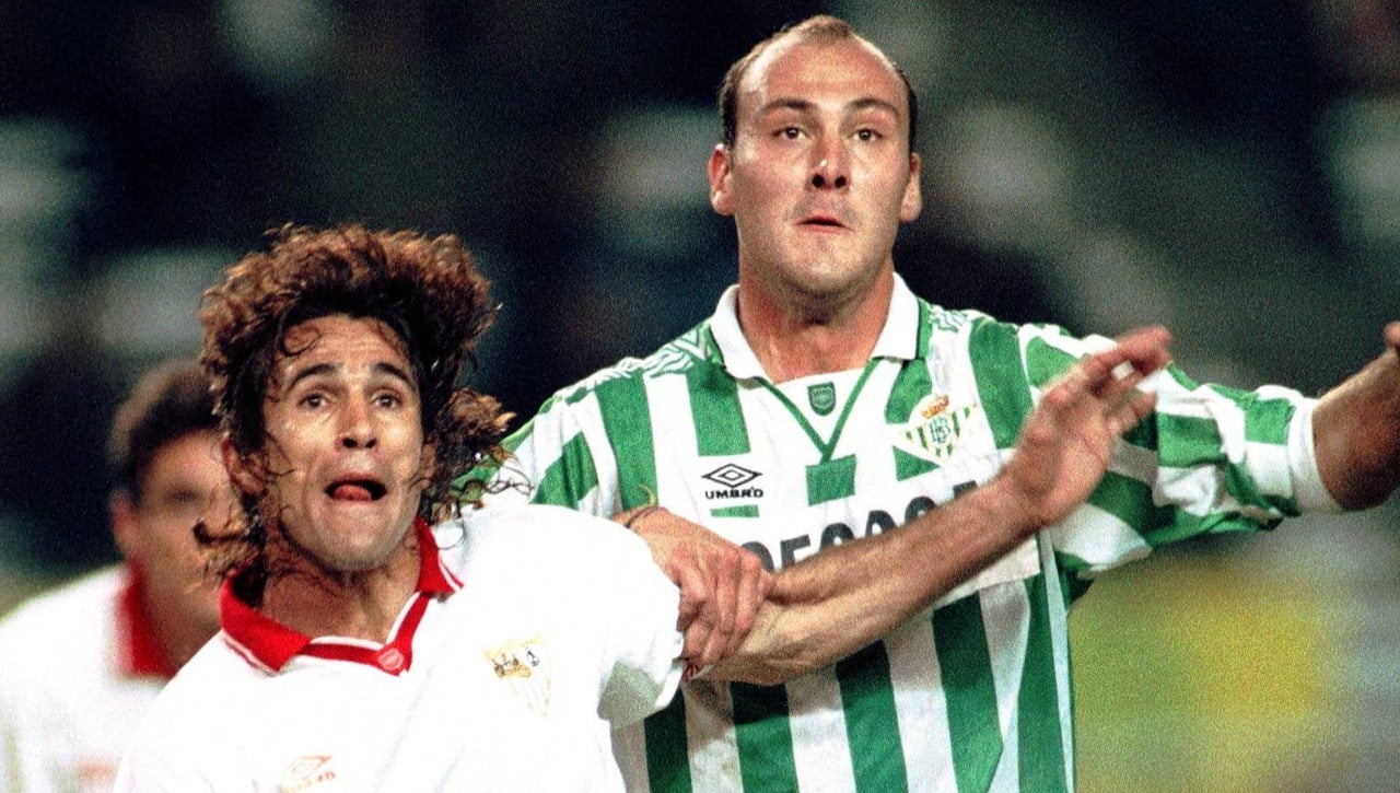 Jugó en Betis y Sevilla pero se declara seguidor de uno de los dos