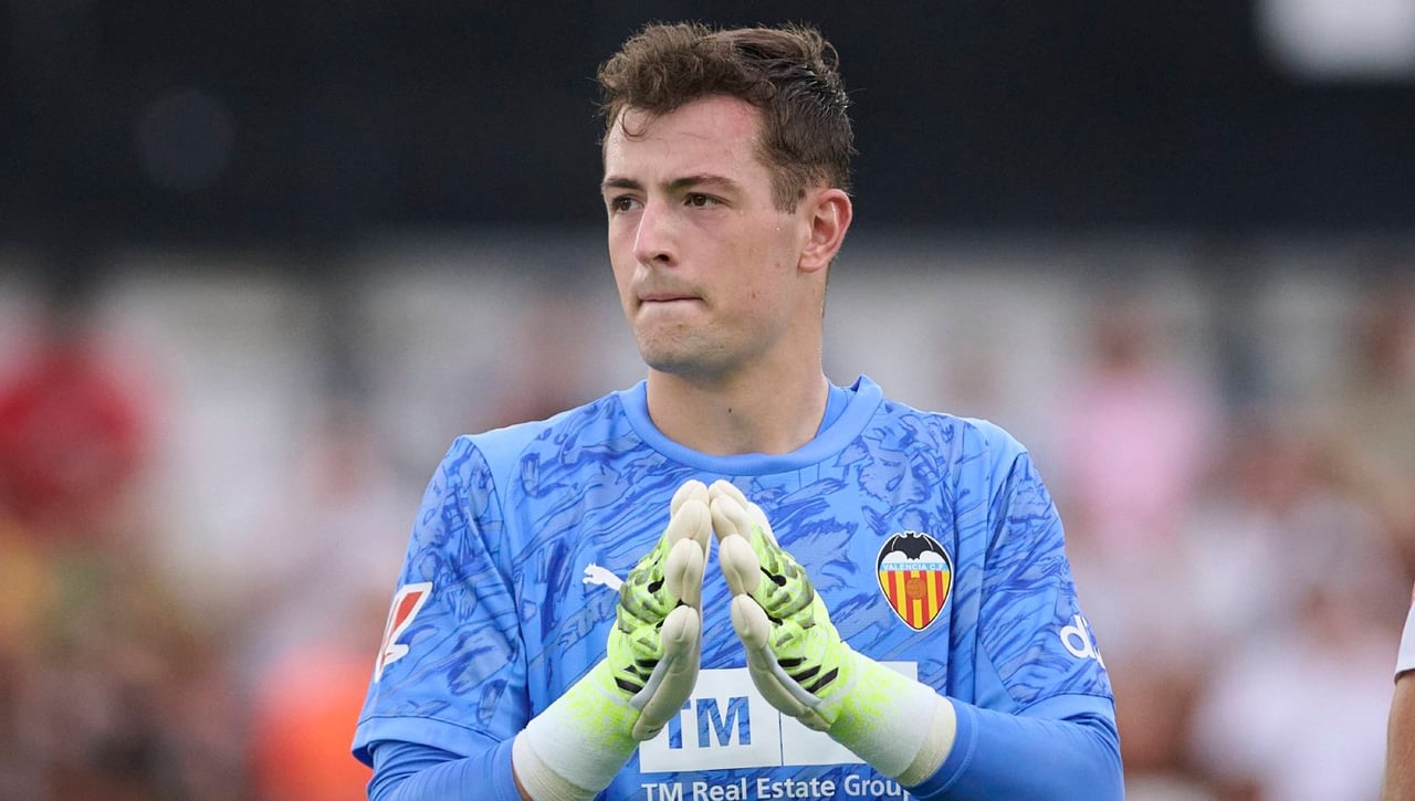 Agirrezabala se carga el relato de Dimitrievski en el Valencia