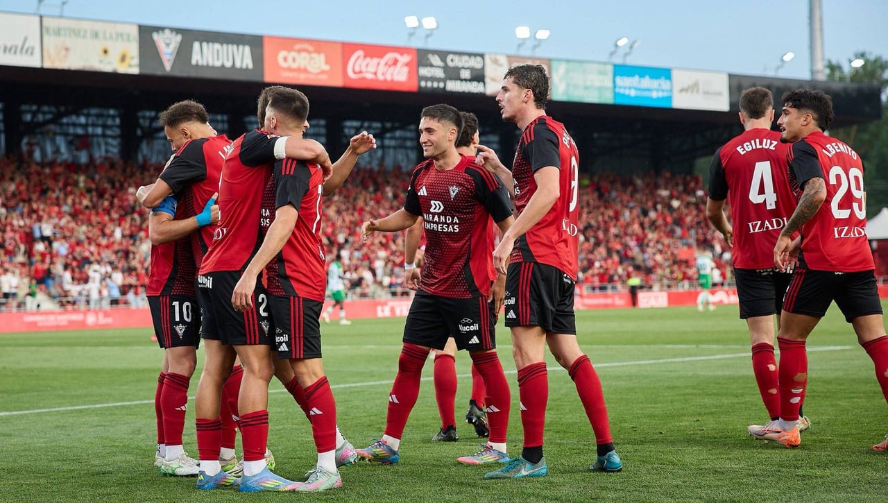 Presiona al Athletic para que decida su futuro