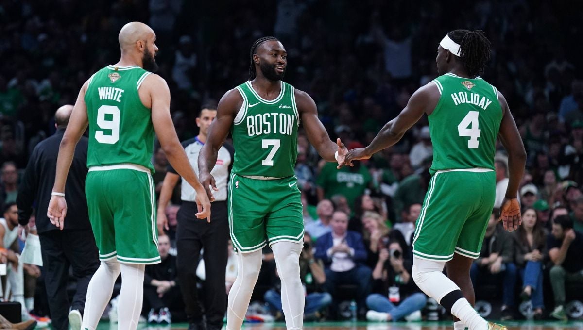 El primero en abandonar a los campeones Celtics