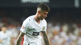 Los tres jugadores a los que el Valencia le ha abierto la puerta de salida en el mercado de fichajes de invierno