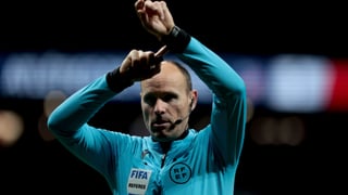 Mateu Lahoz no duda en mojarse en la polémica del Real Madrid - Almería