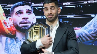 Ilia Topuria se sale con la suya