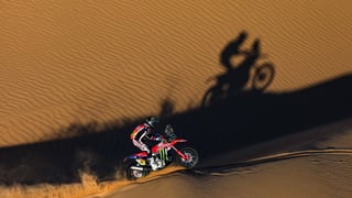 Van Beveren sorprende a los favoritos y Ricky Brabec es el nuevo líder tras la caída de Sanders 