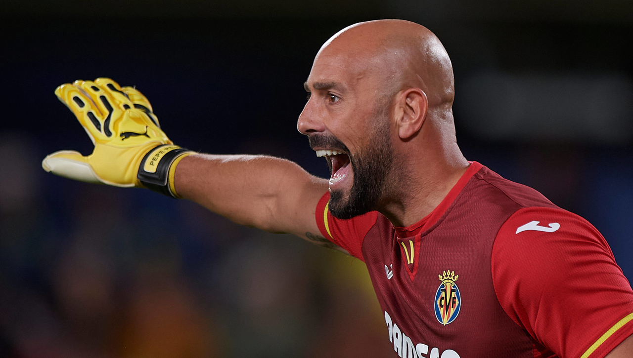 Pepe Reina hace una petición al Villarreal