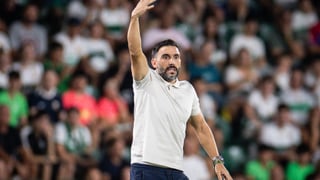 Sarabia deja claro la titularidad de Iñaki Peña