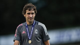 Se ofrece para ser segundo entrenador de Raúl González