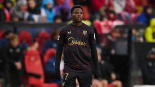 Idumbo también le ve las orejas al lobo