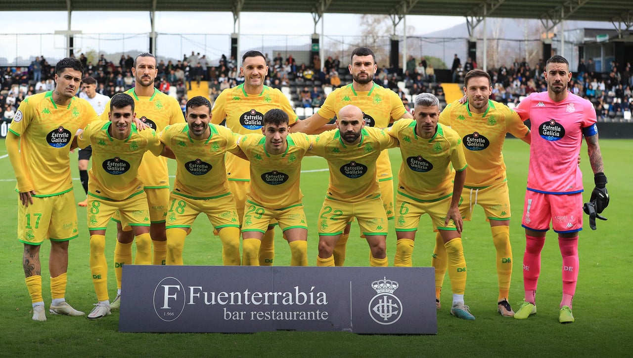 Rajada contra los jugadores del Dépor que aviva su crisis en Primera Federación