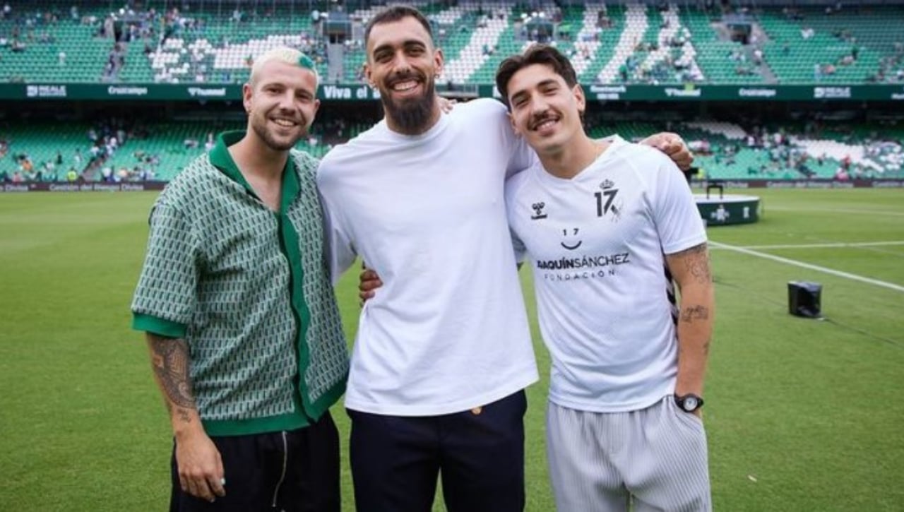 Aitor Ruibal se adelanta al Betis y 'anuncia' el fichaje de Héctor Bellerín