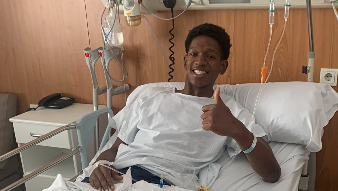 Magassa, canterano del Betis, se lesiona de gravedad y dice adiós a la temporada  