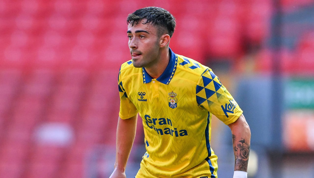 La salida de Alberto Moleiro, a mitad de precio