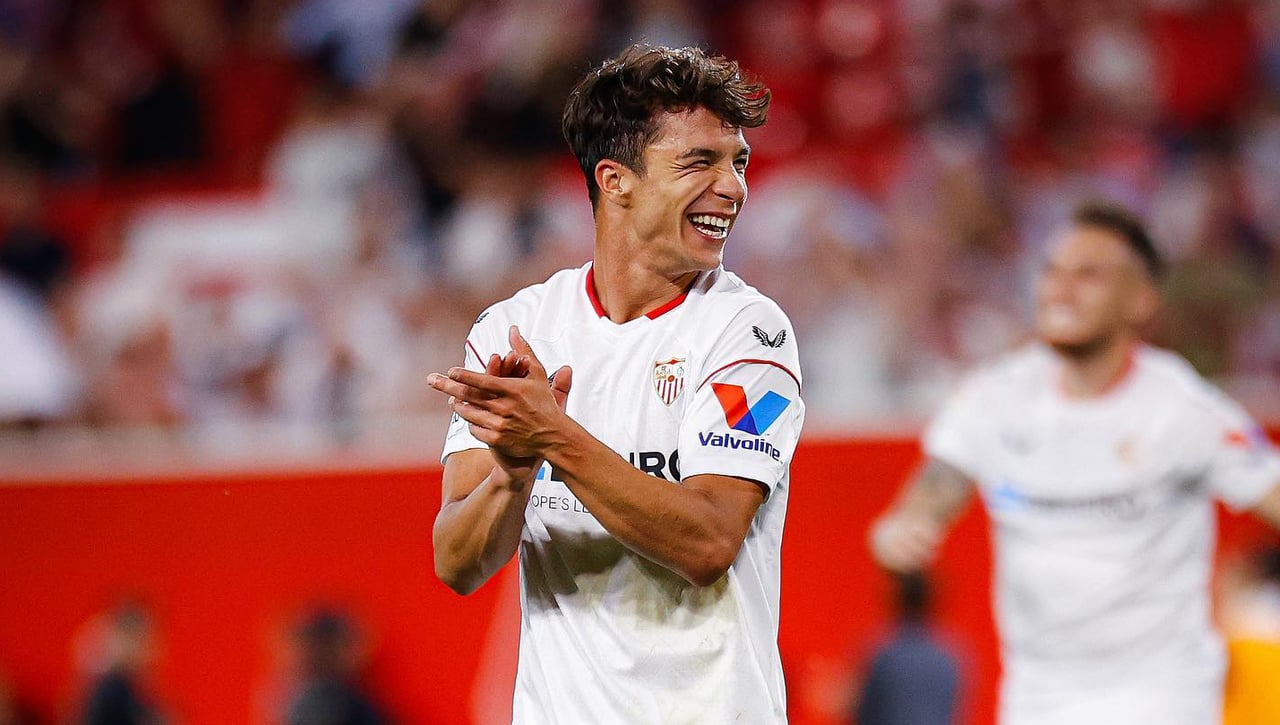 La pelota del futuro de Óliver Torres, en el tejado del Sevilla FC: "Se tendrá que pronunciar"