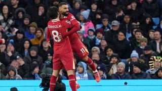 Así queda la clasificación de la Premier League, tras el triunfo del Liverpool y la derrota del Nottingham Forest en la jornada 26 de la Liga inglesa
