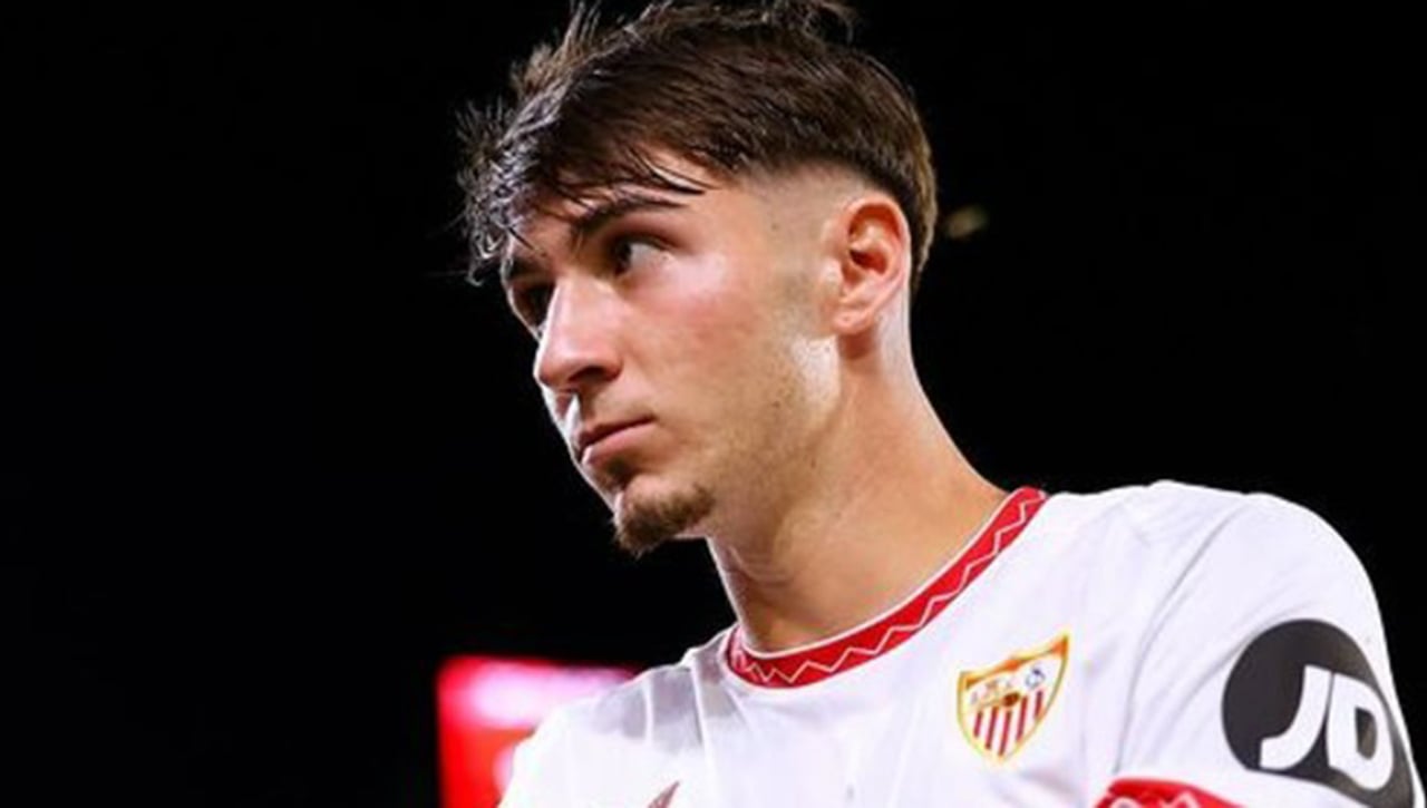 Grave lesión en el Sevilla Atlético que afecta a García Pimienta  