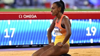 Ana Peleteiro confirma su baja