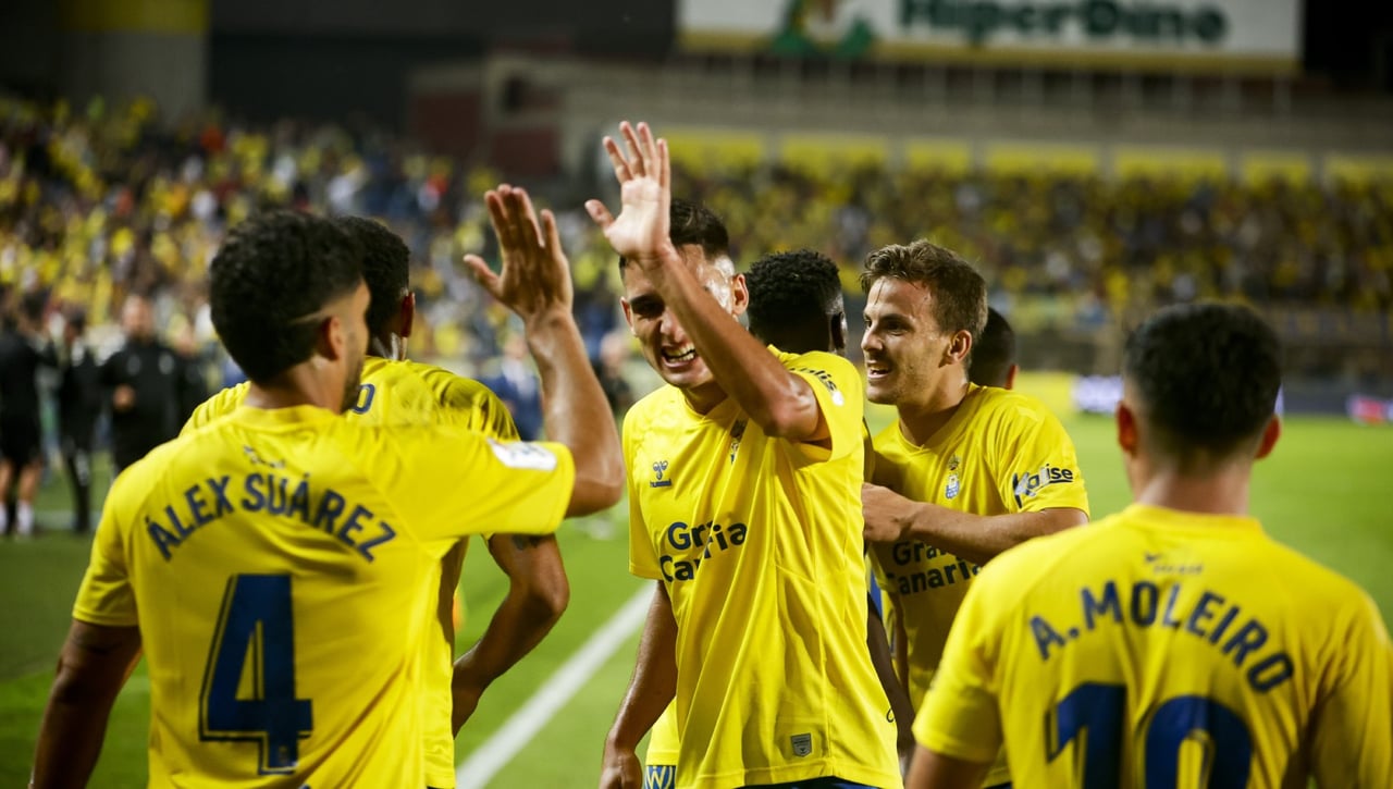 Las Palmas sale campeón de invierno y piensa en el regreso a Primera
