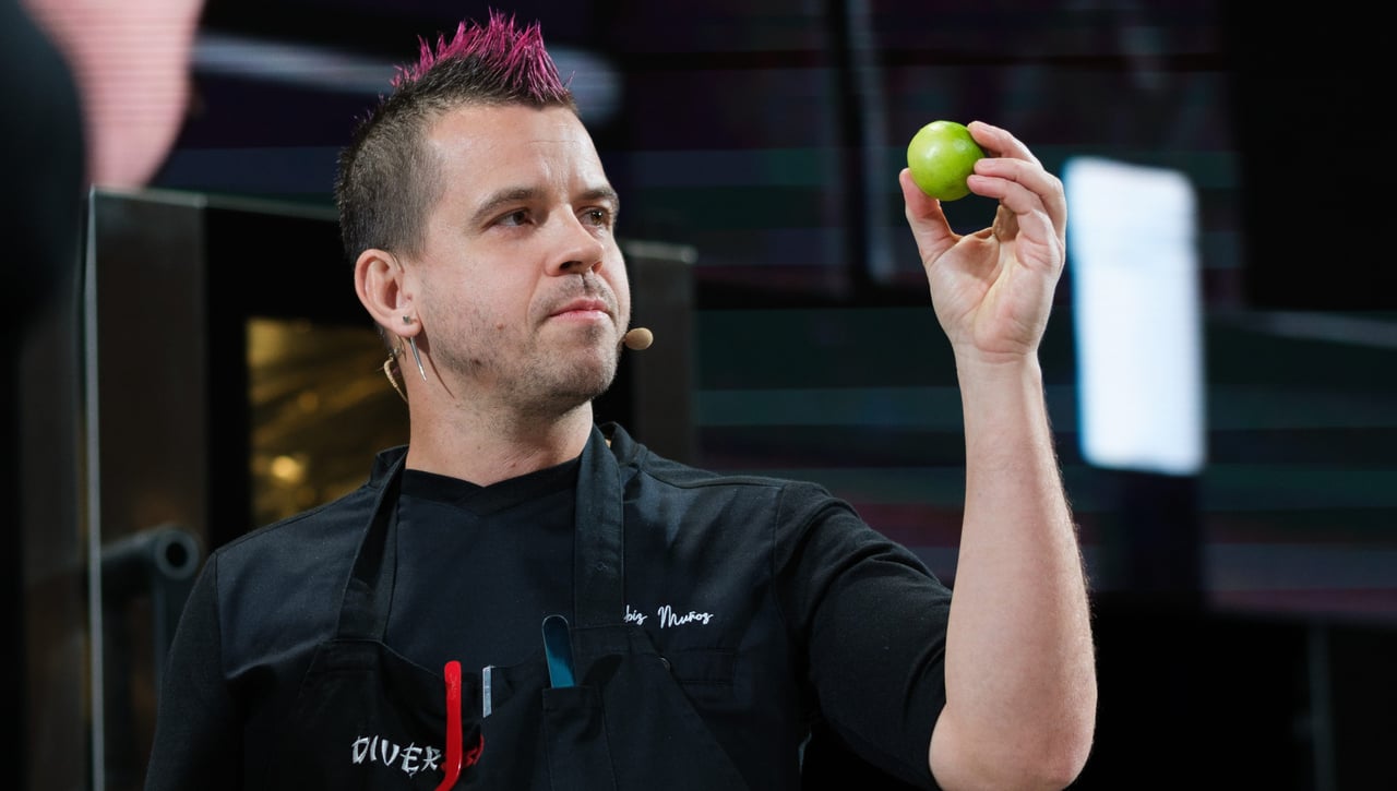 El chef Dabiz Muñoz se gana enemigos en Valencia por sus paellas