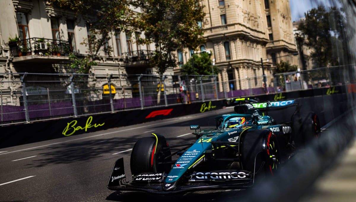 Giro inesperado de Alonso en Bakú